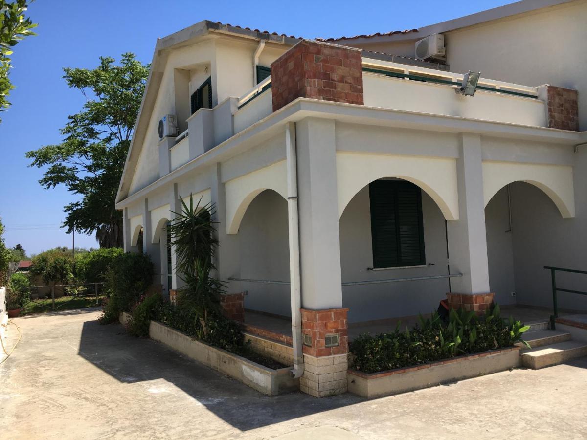 Villa Del Falso Pepe Avola Εξωτερικό φωτογραφία