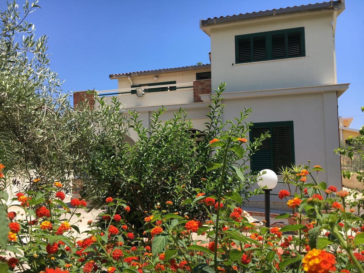 Villa Del Falso Pepe Avola Εξωτερικό φωτογραφία