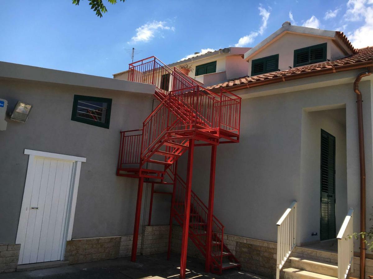Villa Del Falso Pepe Avola Εξωτερικό φωτογραφία